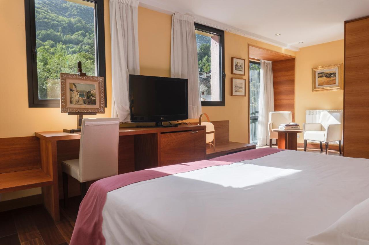 Hotel Cardos Ribera de Cardós Eksteriør billede